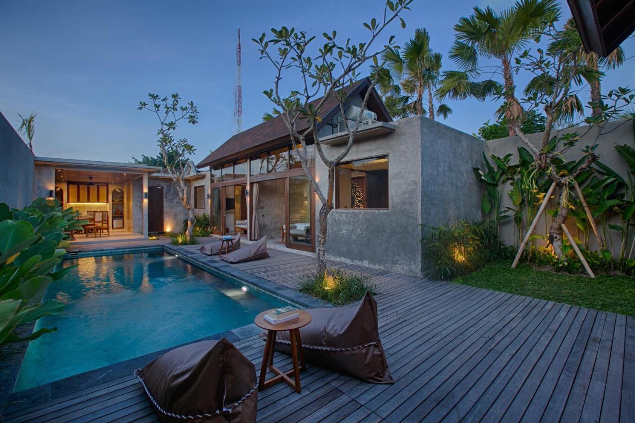 Taman Dharmawangsa Suites 누사두아 외부 사진