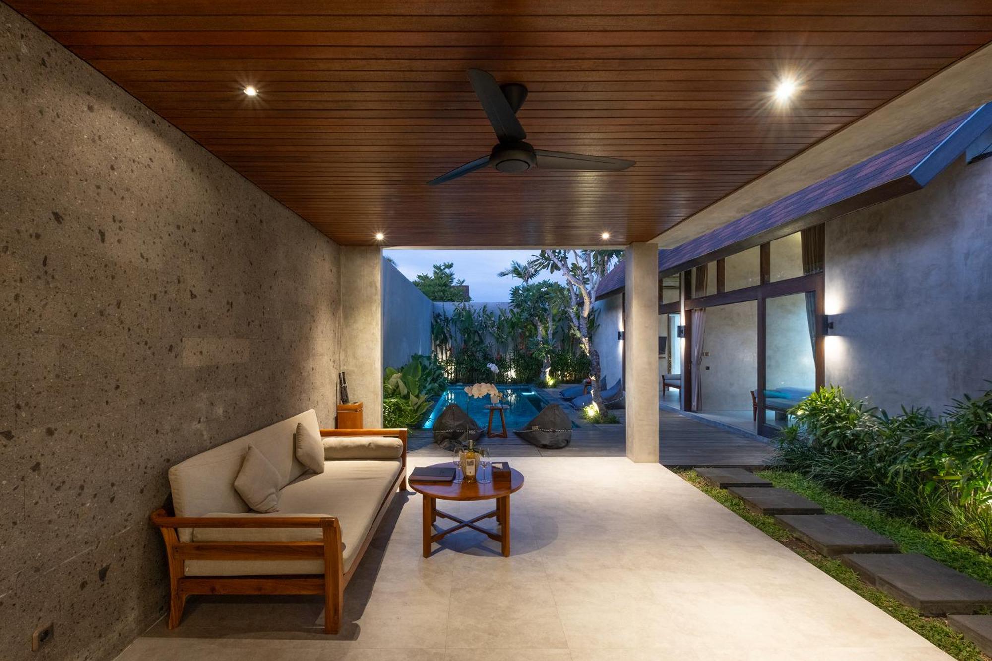 Taman Dharmawangsa Suites 누사두아 외부 사진